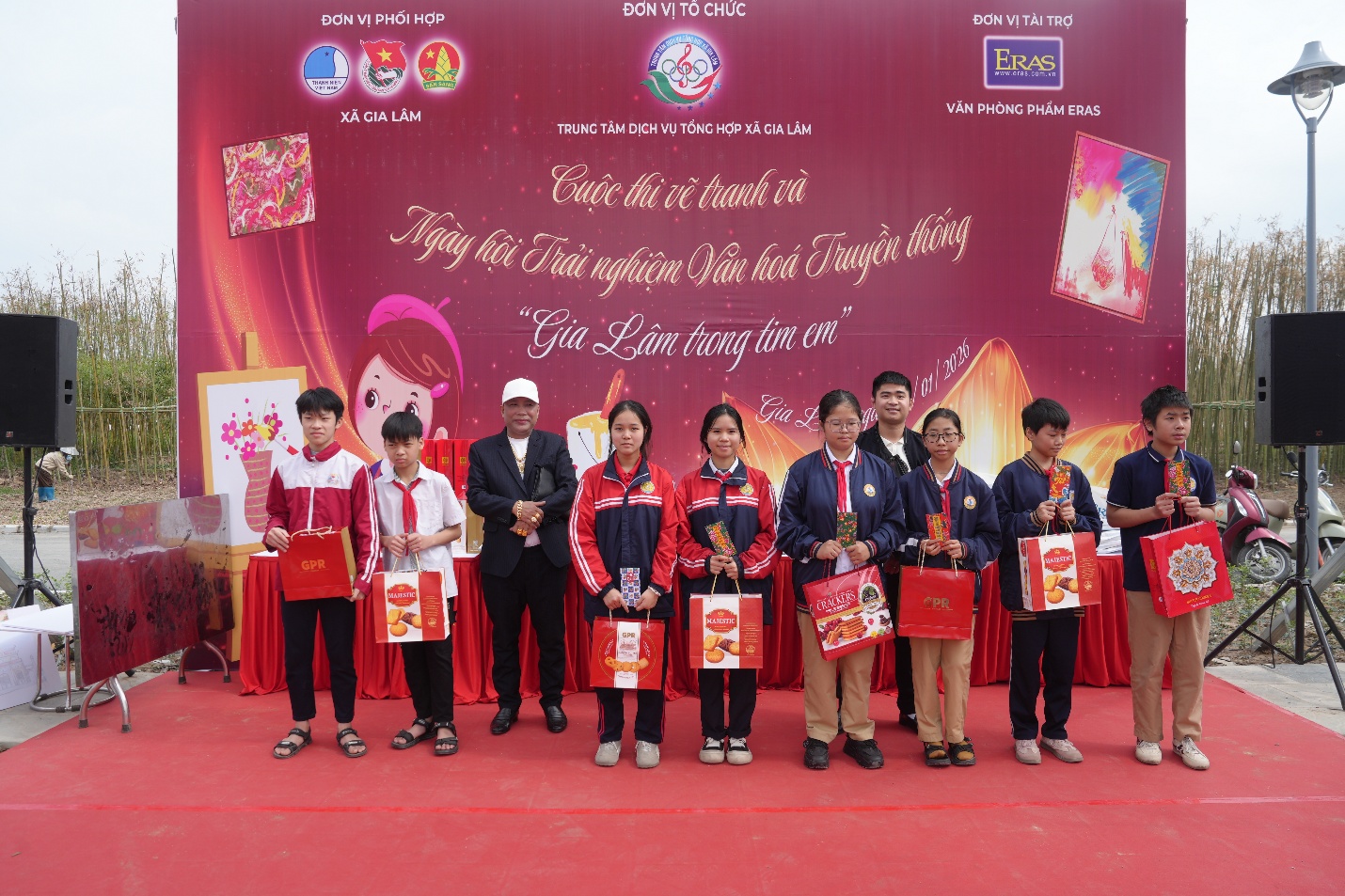 Trung tâm Dịch vụ Tổng hợp xã Gia Lâm tổ chức Cuộc thi vẽ tranh “Gia Lâm trong tim em”- Ảnh 10.