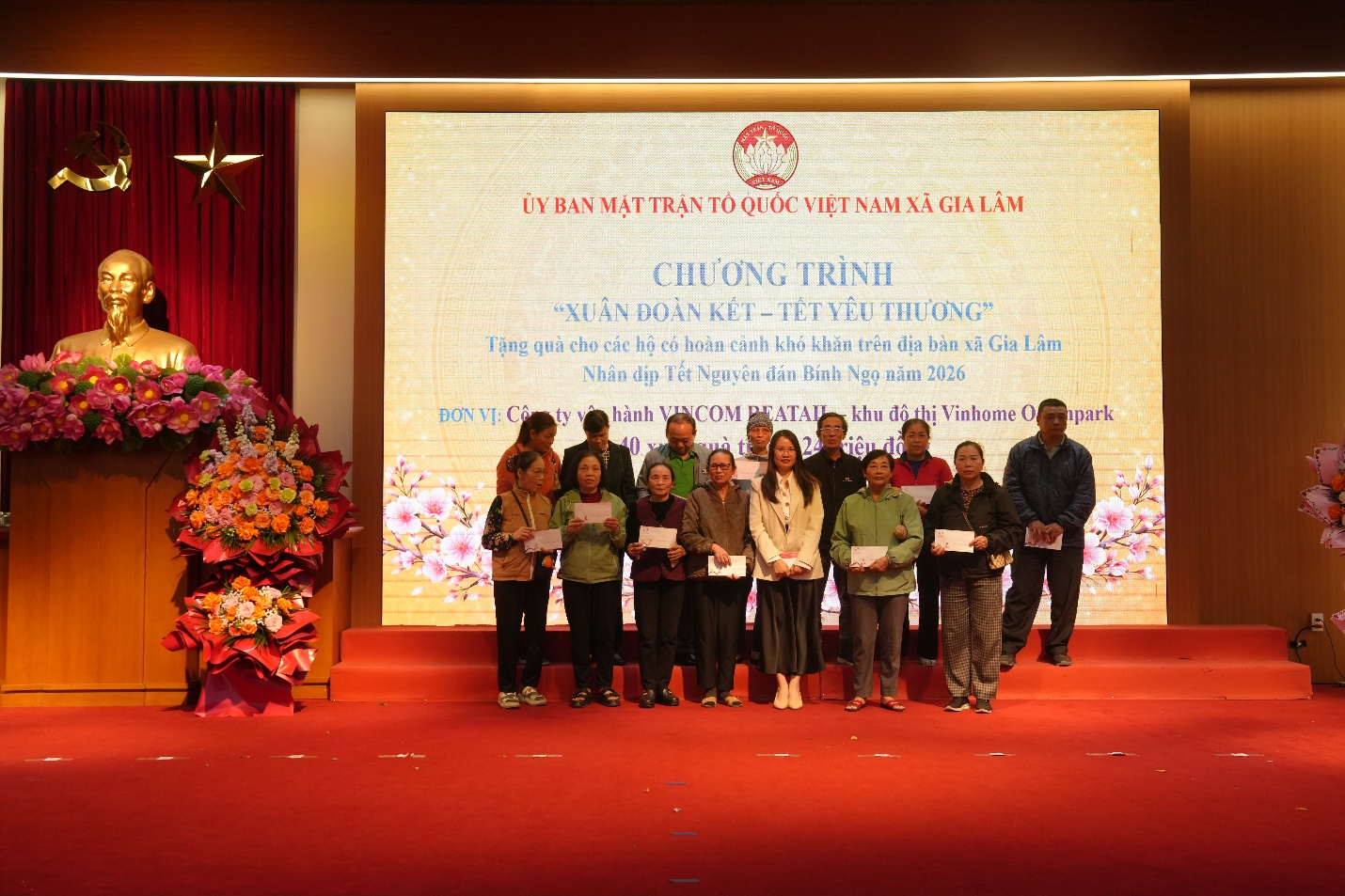 Ủy ban MTTQ xã Gia Lâm tổ chức chương trình tặng quà Tết “Xuân đoàn kết – Tết yêu thương”- Ảnh 9.