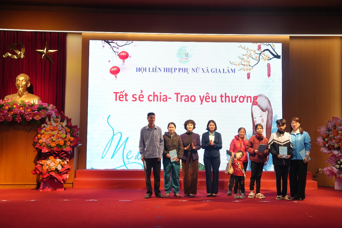 Ủy ban MTTQ xã Gia Lâm tổ chức chương trình tặng quà Tết “Xuân đoàn kết – Tết yêu thương”- Ảnh 13.