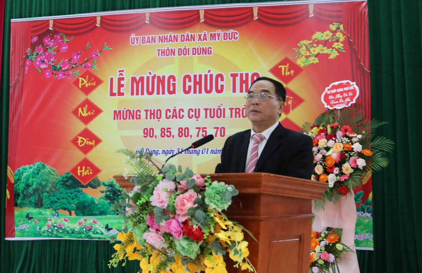 Thôn Đồi Dùng, xã Mỹ Đức tổ chức mừng thọ các cụ cao niên- Ảnh 3.