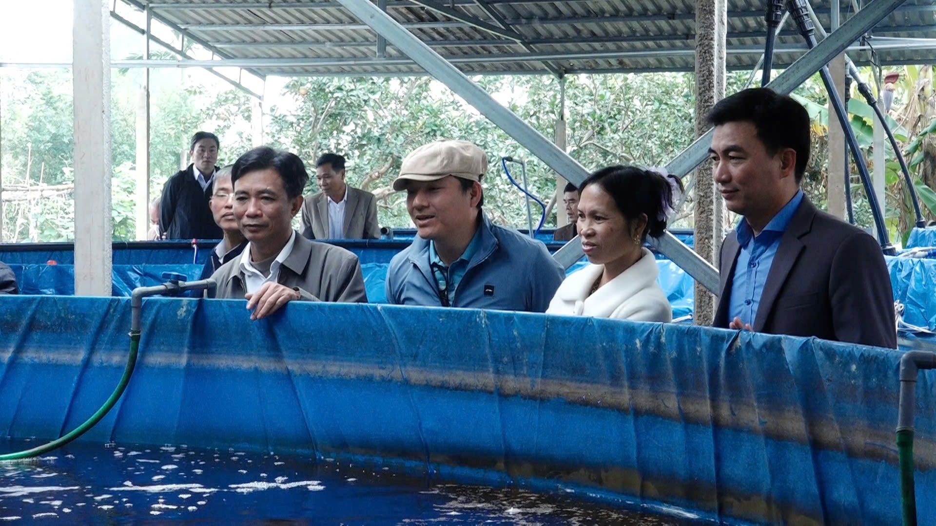 Hội Nông dân xã Hồng Sơn thăm quan mô hình nuôi cá rô phi thương phẩm công nghệ cao tại địa phương- Ảnh 3.