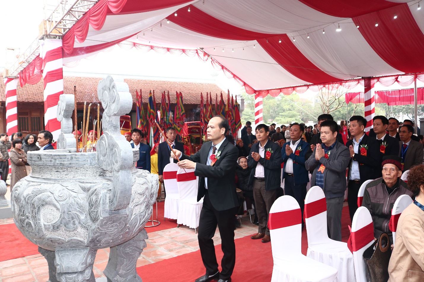 Lễ hội truyền thống và công trình Đền làng Thượng Tiết, biểu tượng của tinh thần yêu nước và sức mạnh đại đoàn kết toàn dân.- Ảnh 6.