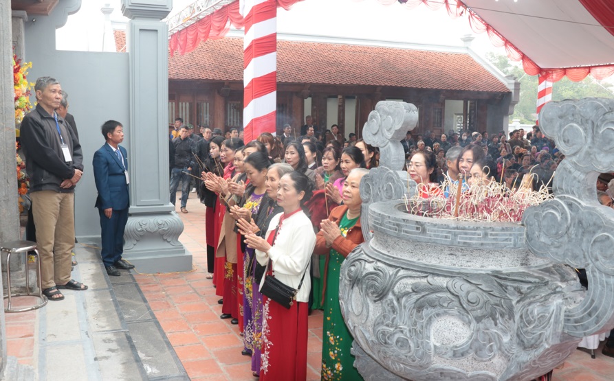 Lễ hội truyền thống và công trình Đền làng Thượng Tiết, biểu tượng của tinh thần yêu nước và sức mạnh đại đoàn kết toàn dân.- Ảnh 17.