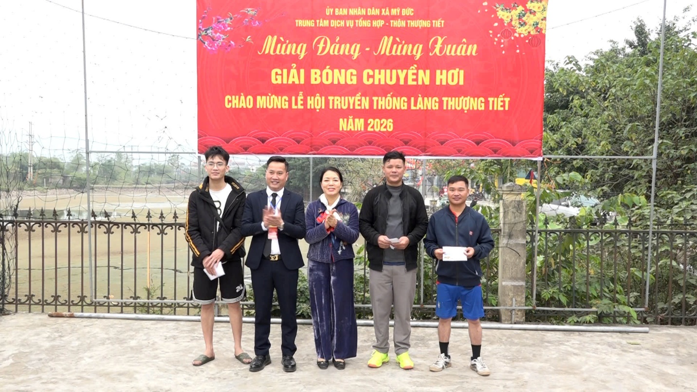 Lễ hội truyền thống và công trình Đền làng Thượng Tiết, biểu tượng của tinh thần yêu nước và sức mạnh đại đoàn kết toàn dân.- Ảnh 28.