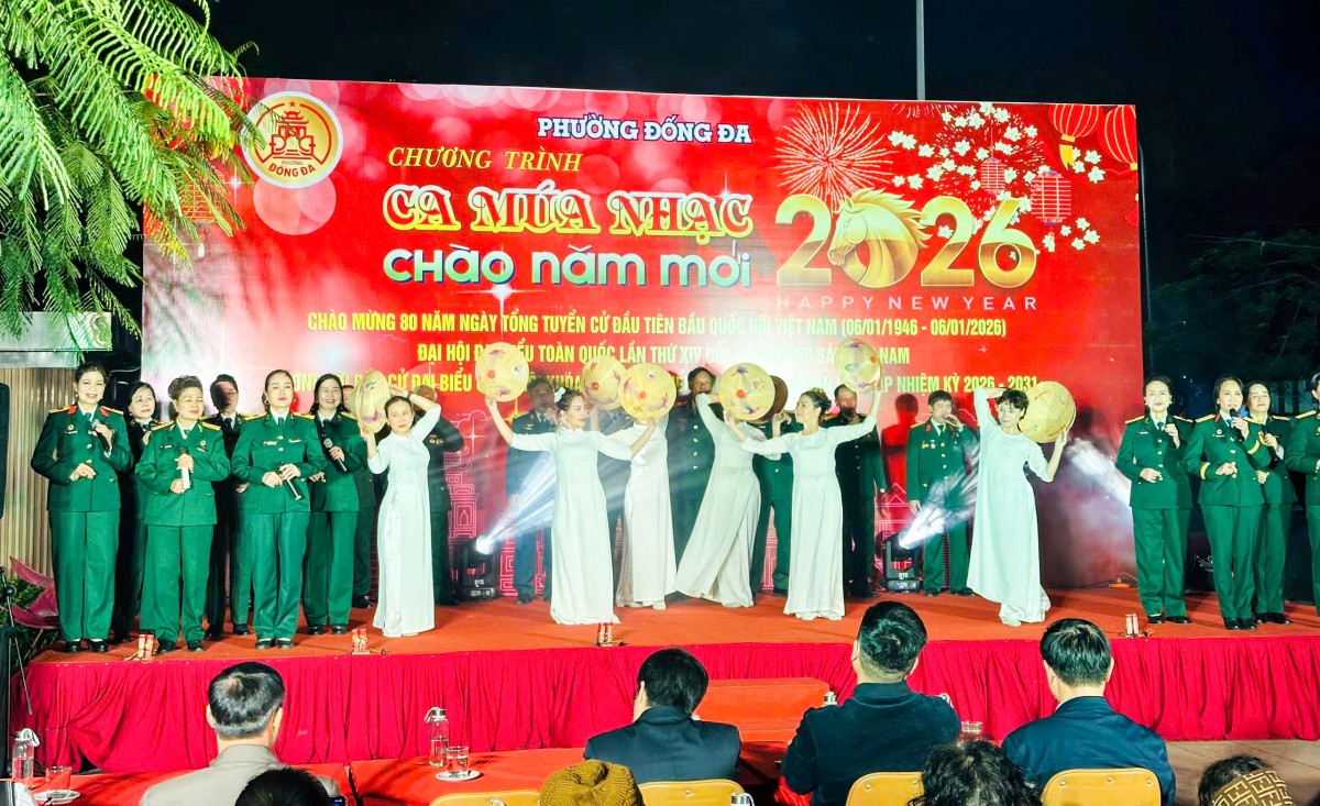 Rộn ràng tiếng hát mừng Đảng, mừng năm mới- Ảnh 2.