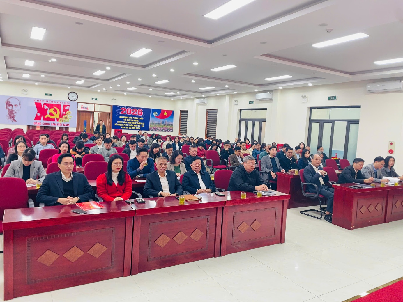 PHƯỜNG ĐỊNH CÔNG TỔ CHỨC LỄ CHÀO CỜ ĐẦU NĂM 2026 VÀ CÔNG BỐ CÁC QUYẾT ĐỊNH VỀ CÔNG TÁC CÁN BỘ- Ảnh 1.