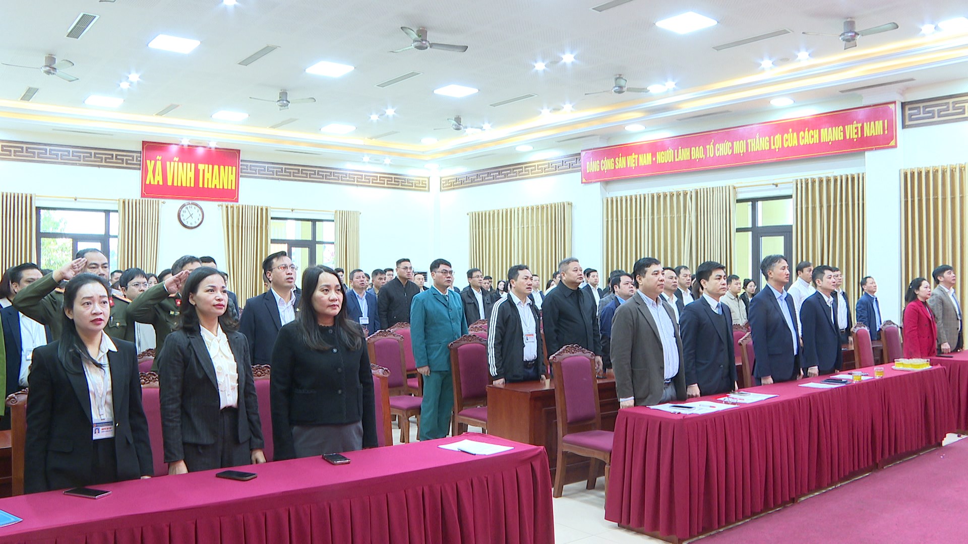 ĐẢNG ỦY – HĐND – UBND – UB MTTQ VIỆT NAM XÃ VĨNH THANH TỔ CHỨC LỄ CHÀO CỜ, SINH HOẠT DƯỚI CỜ THÁNG 01 NĂM 2026- Ảnh 1.