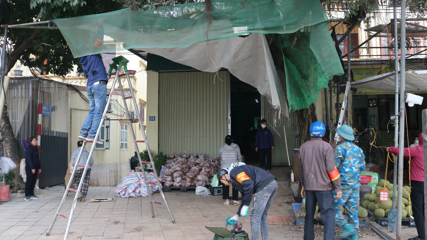 Xã Mỹ Đức ra quân lập lại trật tự đô thị: Quyết tâm xây dựng diện mạo “Sáng – Xanh – Sạch – Đẹp”- Ảnh 15.