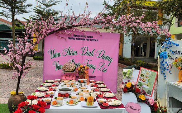 TRƯỜNG MẦM NON PHÚ XUYÊN B TỔ CHỨC THÀNH CÔNG “HỘI THI NHÂN VIÊN NUÔI DƯỠNG GIỎI CẤP TRƯỜNG NĂM HỌC 2025–2026”
- Ảnh 1.