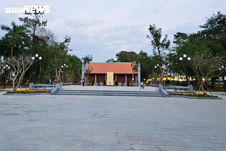 Giới thiệu Nhà trưng bày Anh hùng lực lượng vũ trang Nhân dân Võ Thị Sáu - Công viên Võ Thị Sáu
- Ảnh 1.