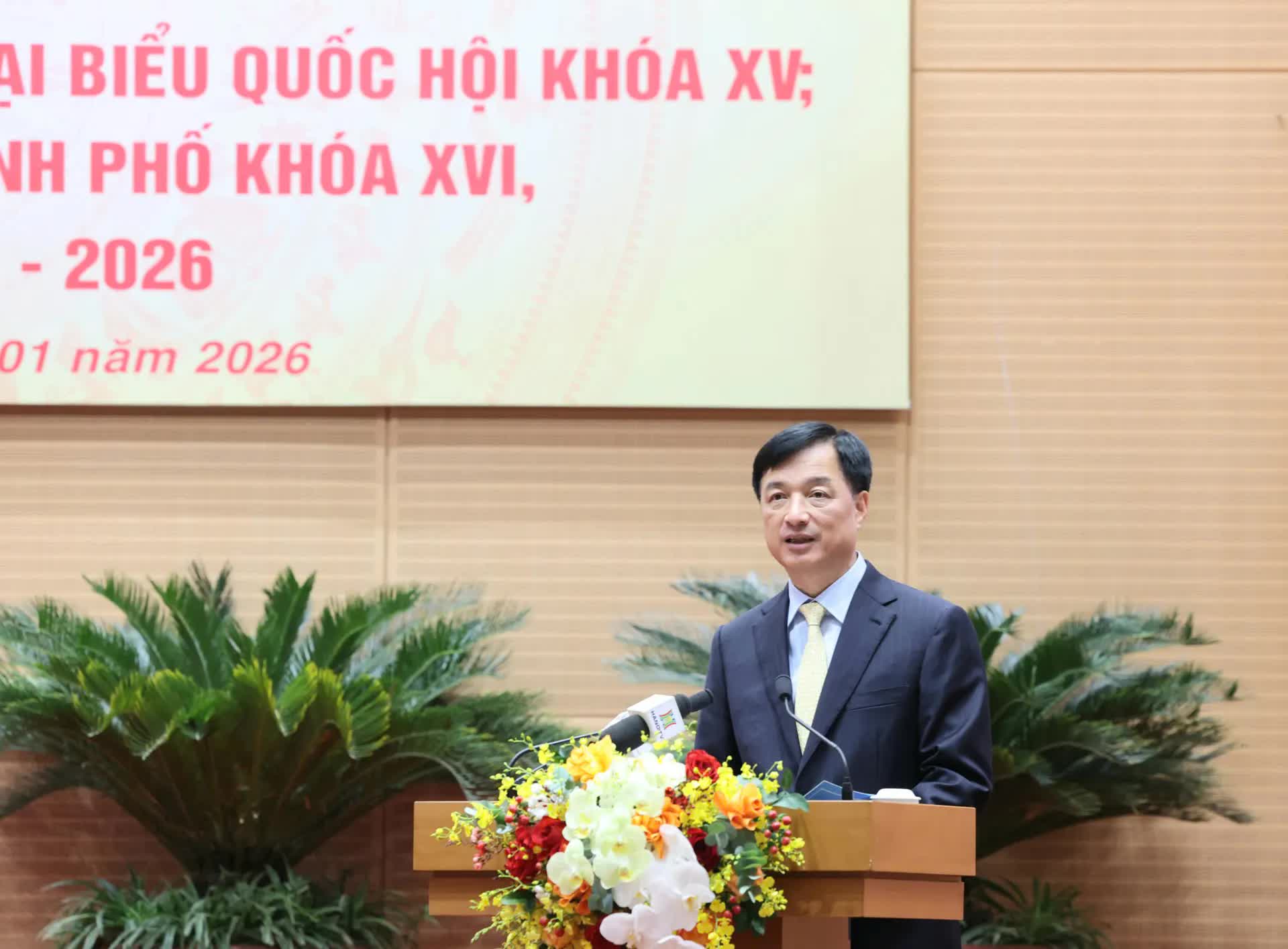 Hội nghị tổng kết hoạt động của Đoàn Đại biểu Quốc hội khóa XVI và HĐND TP khóa XVI, nhiệm kỳ 2021 - 2026- Ảnh 6.