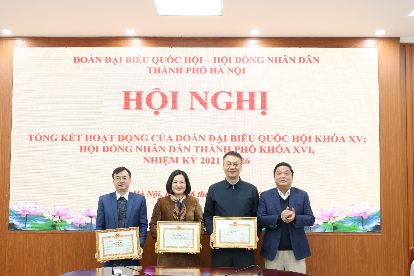 Hội nghị tổng kết hoạt động của Đoàn Đại biểu Quốc hội và Hội đồng Nhân dân thành phố Hà Nội- Ảnh 5.