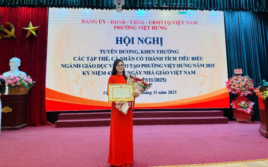 Cô giáo Nguyễn Thị Hương Trang - Bông hoa rực rỡ trong Vườn hoa đẹp của Trường MN Đô thị Việt Hưng