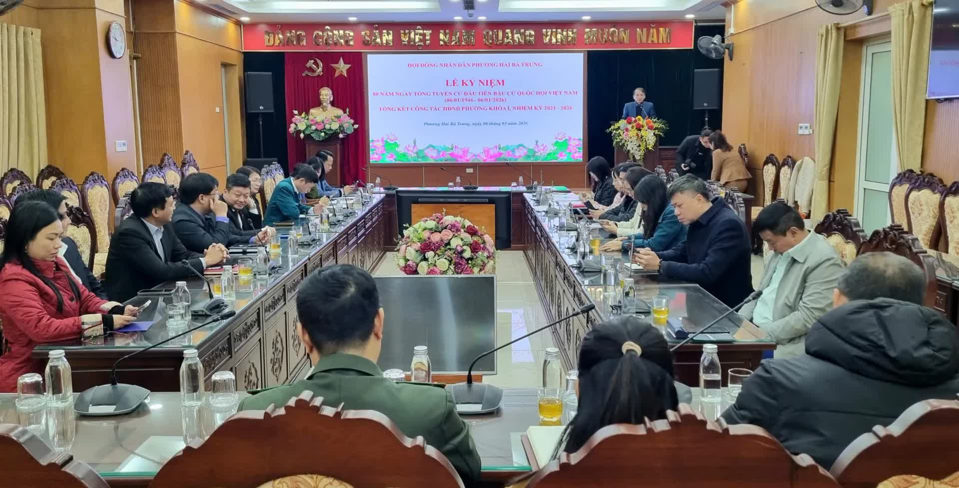 HĐND phường Hai Bà Trưng quyết tâm hoàn thành tốt hơn vai trò cơ quan đại diện quyền làm chủ của Nhân dân ở địa phương.- Ảnh 1.