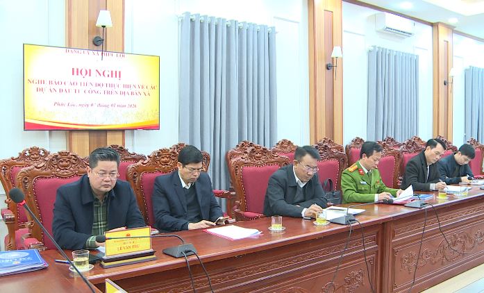 Đảng uỷ xã Phúc Lộc tổ chức hội nghị nghe báo cáo tiến độ thực hiện các dự án đầu tư công trên địa bàn xã- Ảnh 4.