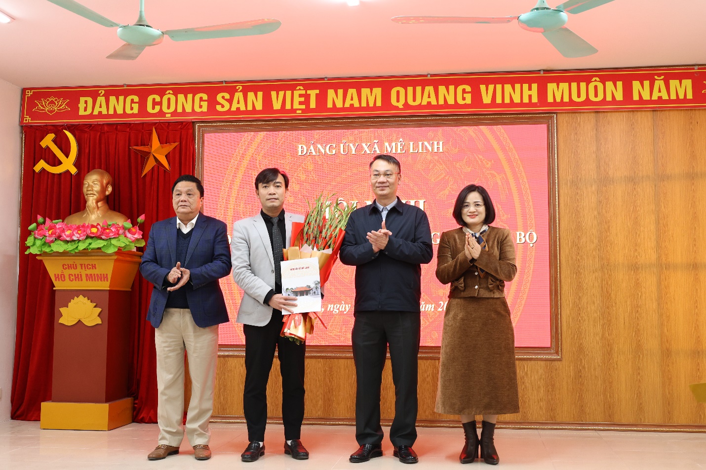 Hội nghị lần thứ Tư Ban Chấp hành Đảng bộ xã Mê Linh- Ảnh 1.