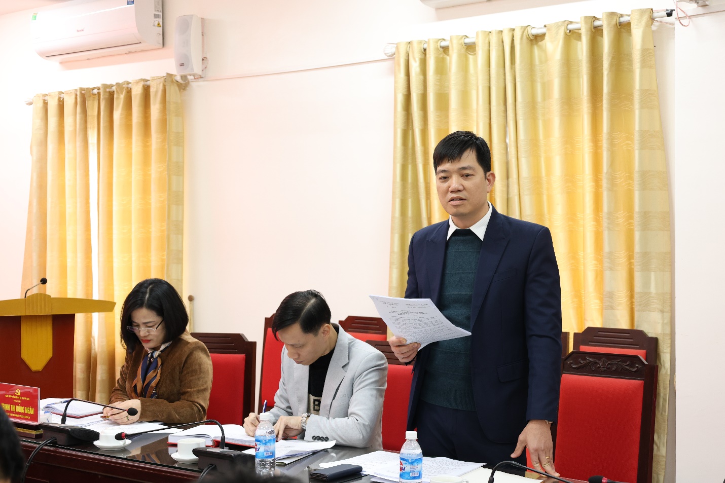 Hội nghị lần thứ Tư Ban Chấp hành Đảng bộ xã Mê Linh- Ảnh 2.