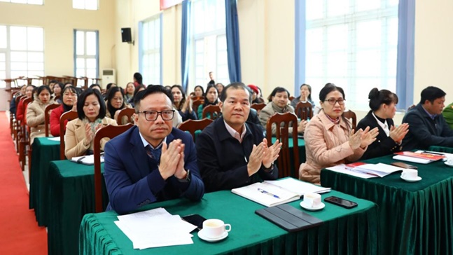 Đảng ủy - HĐND - UBND - UBMTTQ xã lấy ý kiến cử tri nơi công tác đối với người ứng cử đại biểu HĐND xã Sơn Đồng nhiệm kỳ 2026 – 2031- Ảnh 1.