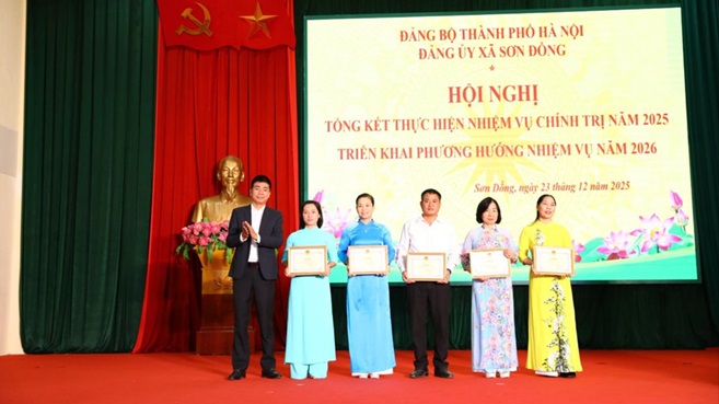 Đảng ủy tổng kết công tác năm 2025, triển khai nhiệm vụ năm 2026- Ảnh 18.
