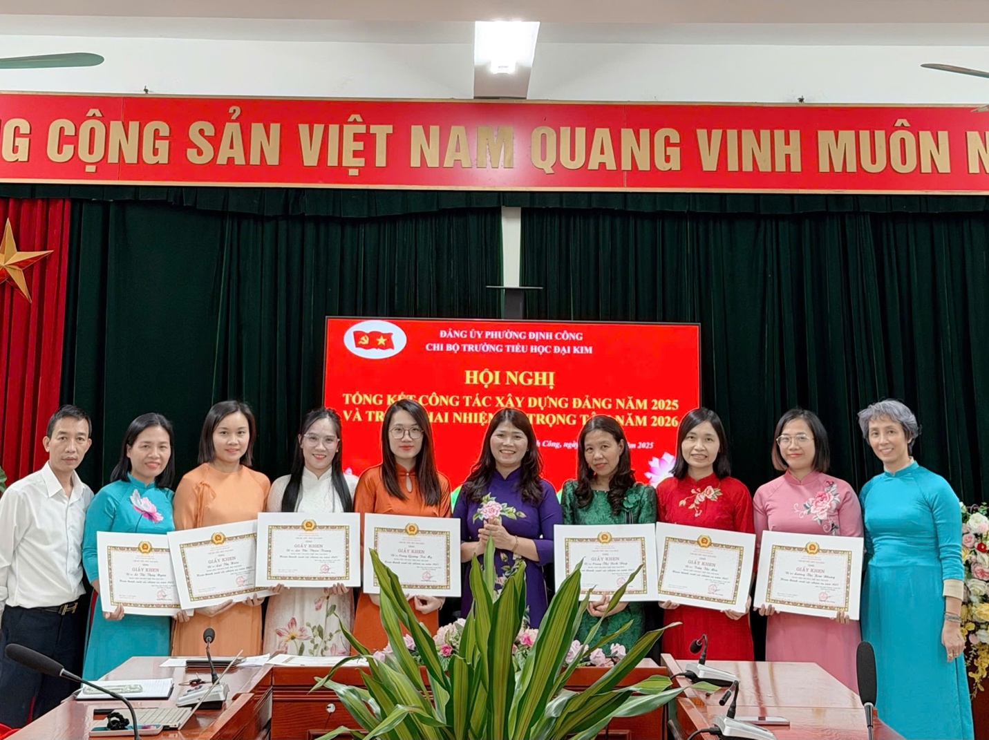 Chi bộ trường Tiểu học Đại Kim tổ chức Hội nghị tổng kết công tác xây dựng Đảng năm 2025, triển khai nhiệm vụ trọng tâm năm 2026- Ảnh 3.