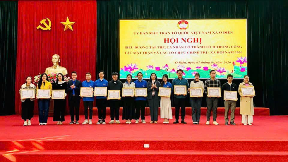 Hội nghị triển khai nhiệm vụ công tác Mặt trận và các tổ chức chính trị - xã hội năm 2026- Ảnh 4.