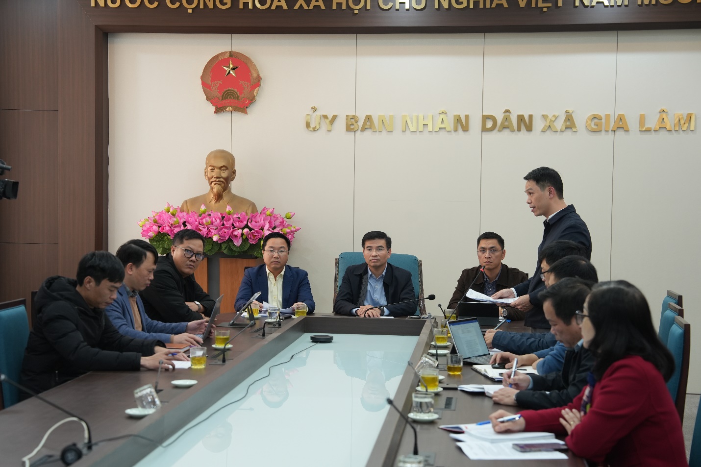 UBND xã Gia Lâm tổ chức hội nghị giao ban Trưởng thôn, Tổ trưởng tổ dân phố tháng 01 năm 2026- Ảnh 1.