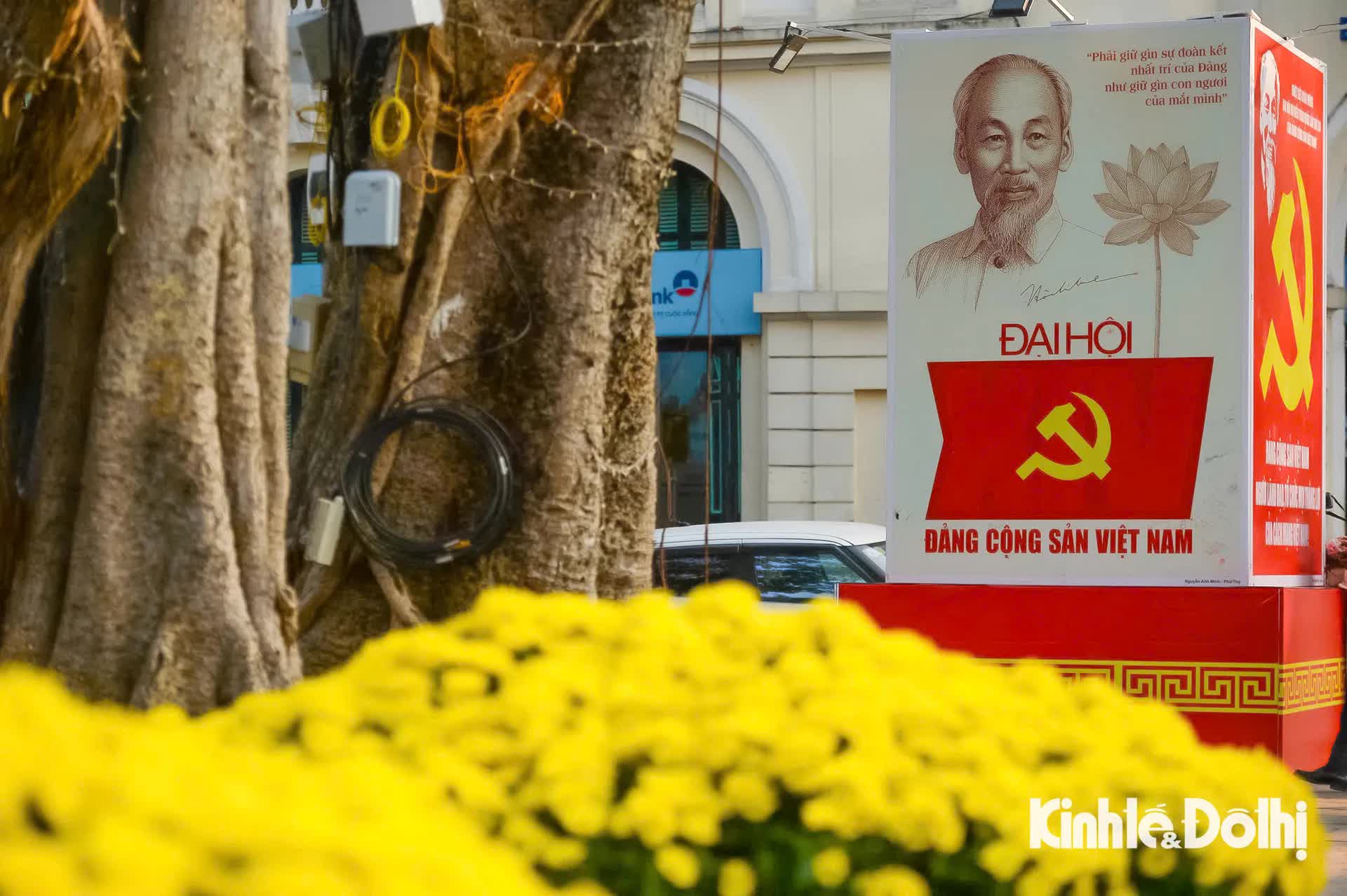 Hà Nội rực rỡ cờ hoa chào mừng Đại hội lần thứ XIV của Đảng- Ảnh 7.