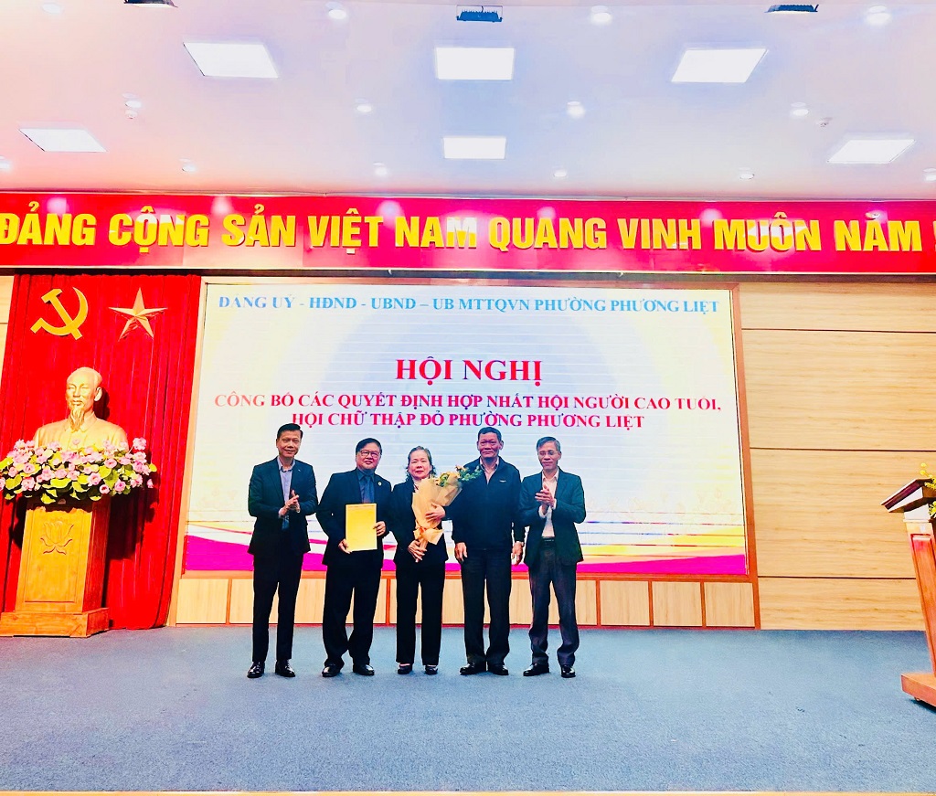 PHƯỜNG PHƯƠNG LIỆT: TỔ CHỨC THÀNH CÔNG HỘI NGHỊ HỢP NHẤT HỘI NGƯỜI CAO TUỔI; HỘI CHỮ THẬP ĐỎ- Ảnh 2.