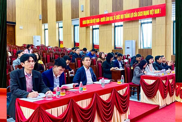 Ô Diên tổng kết hoạt động tín dụng chính sách năm 2025 triển khai nhiệm vụ năm 2026- Ảnh 2.