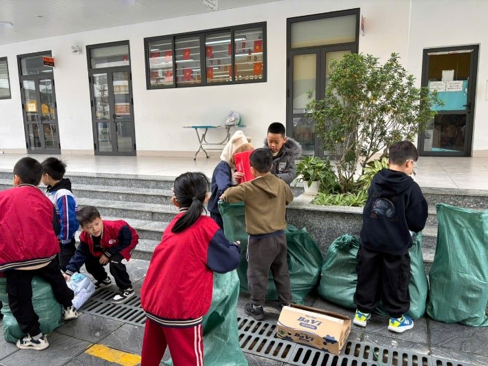 Lan tỏa ý nghĩa phong trào “Kế hoạch nhỏ” tại Trường Tiểu học Bùi Quốc Khái- Ảnh 4.