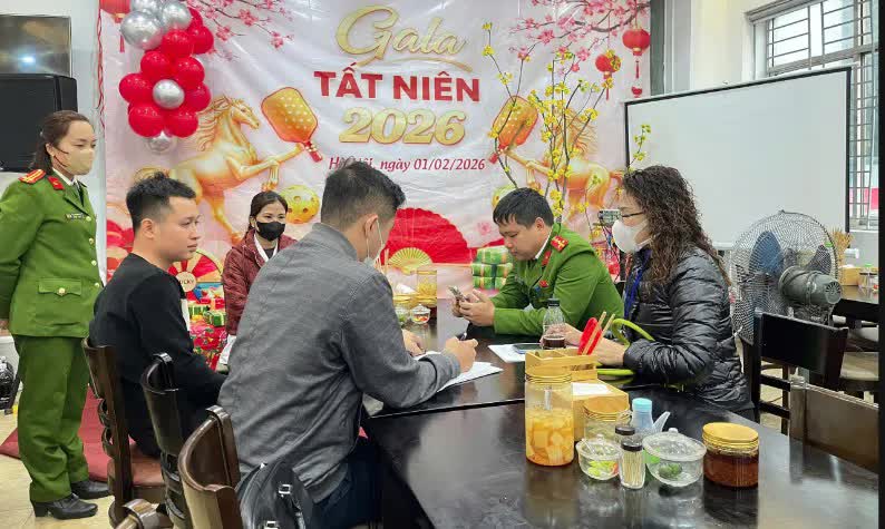 Phường Yên Sở: Chủ động phòng ngừa an toàn thực phẩm, bảo đảm Tết an toàn- Ảnh 3.