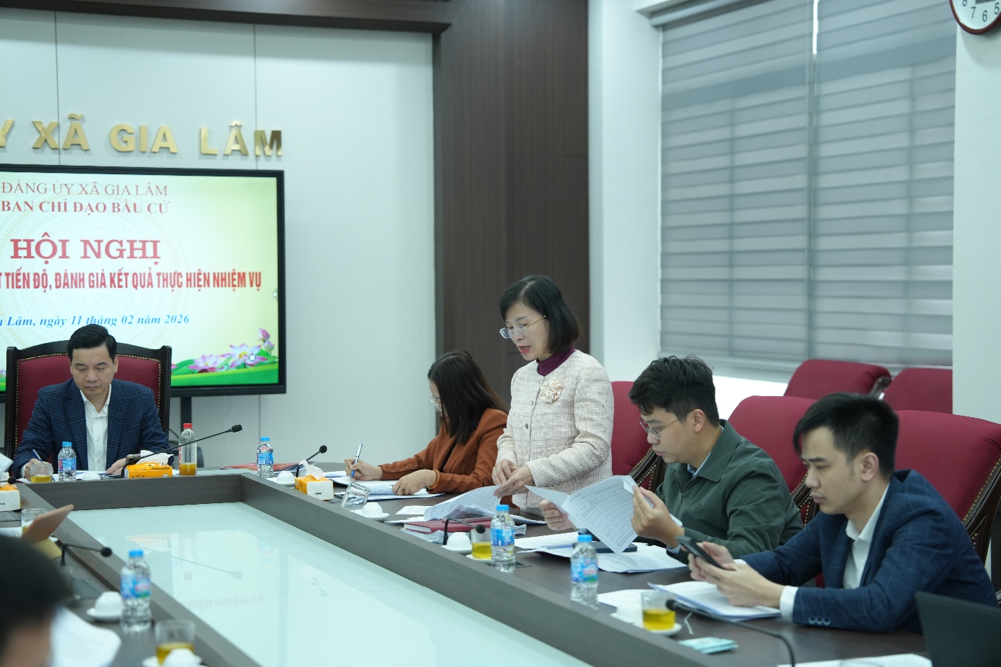 Hội nghị giao ban BCĐ, Ủy ban Bầu cử xã Gia Lâm đánh giá tiến độ công tác bầu cử- Ảnh 2.