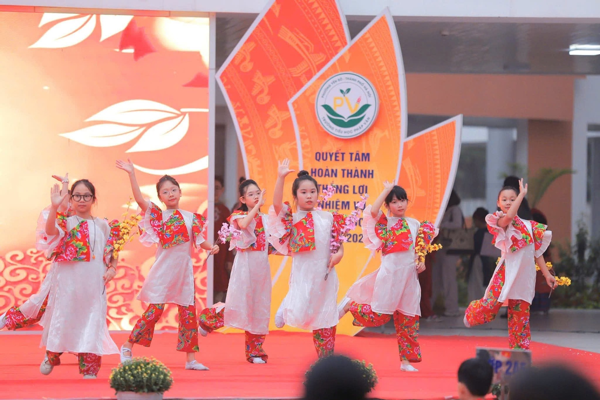 Hội chợ Xuân Bính Ngọ 2026 – Không gian trải nghiệm văn hóa giàu ý nghĩa cho học sinh tại trường Tiểu học Pháp Vân- Ảnh 1.