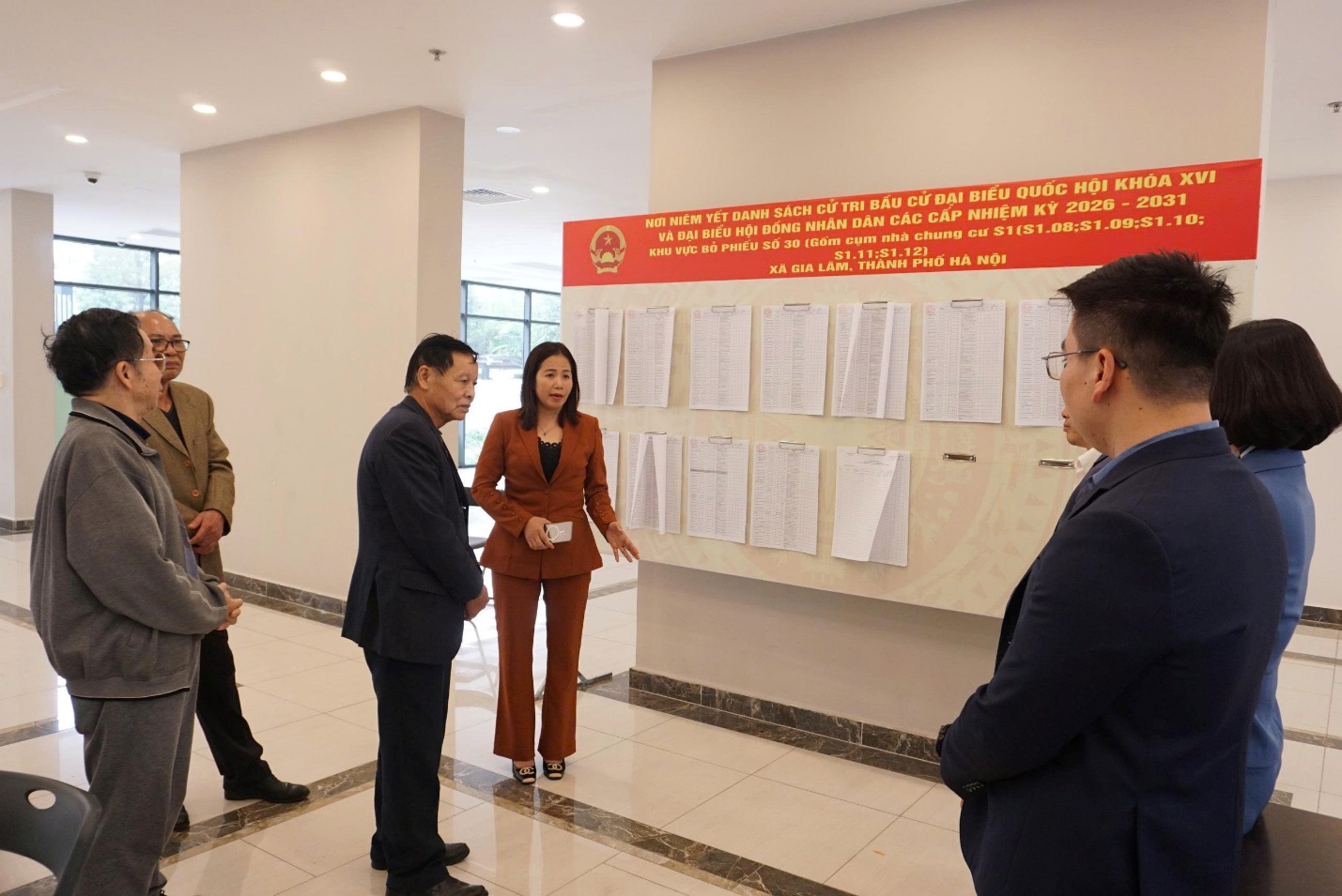 ĐOÀN CÔNG TÁC BAN BẦU CỬ SỐ 6 KIỂM TRA CÔNG TÁC CHUẨN BỊ BẦU CỬ - Ảnh 3.