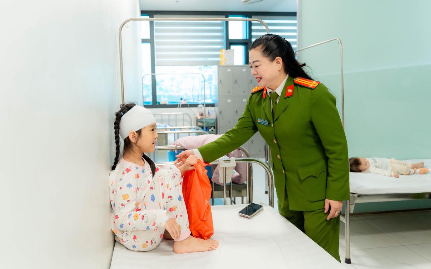 Trung tá Nguyễn Thị Hồng Yến - Nữ chiến sỹ công an cơ sở tận tuỵ, bản lĩnh, vì Nhân dân phục vụ
