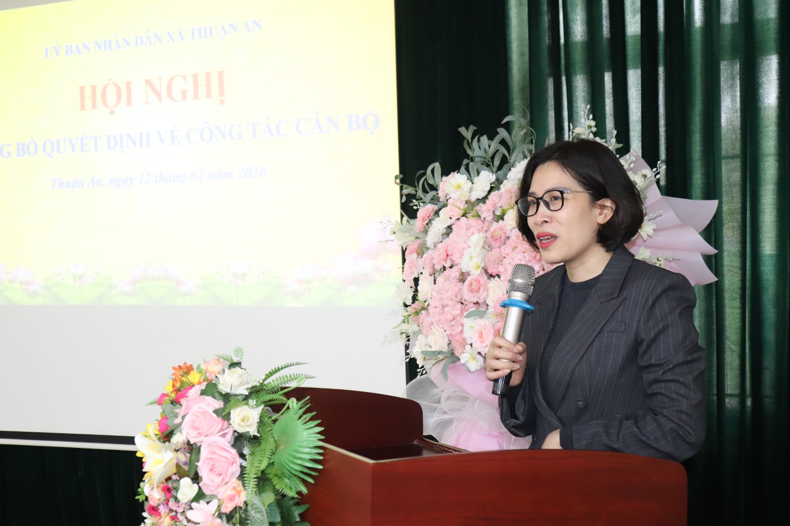 Ủy ban Nhân dân xã Thuận An công bố các Quyết định về công tác cán bộ- Ảnh 5.