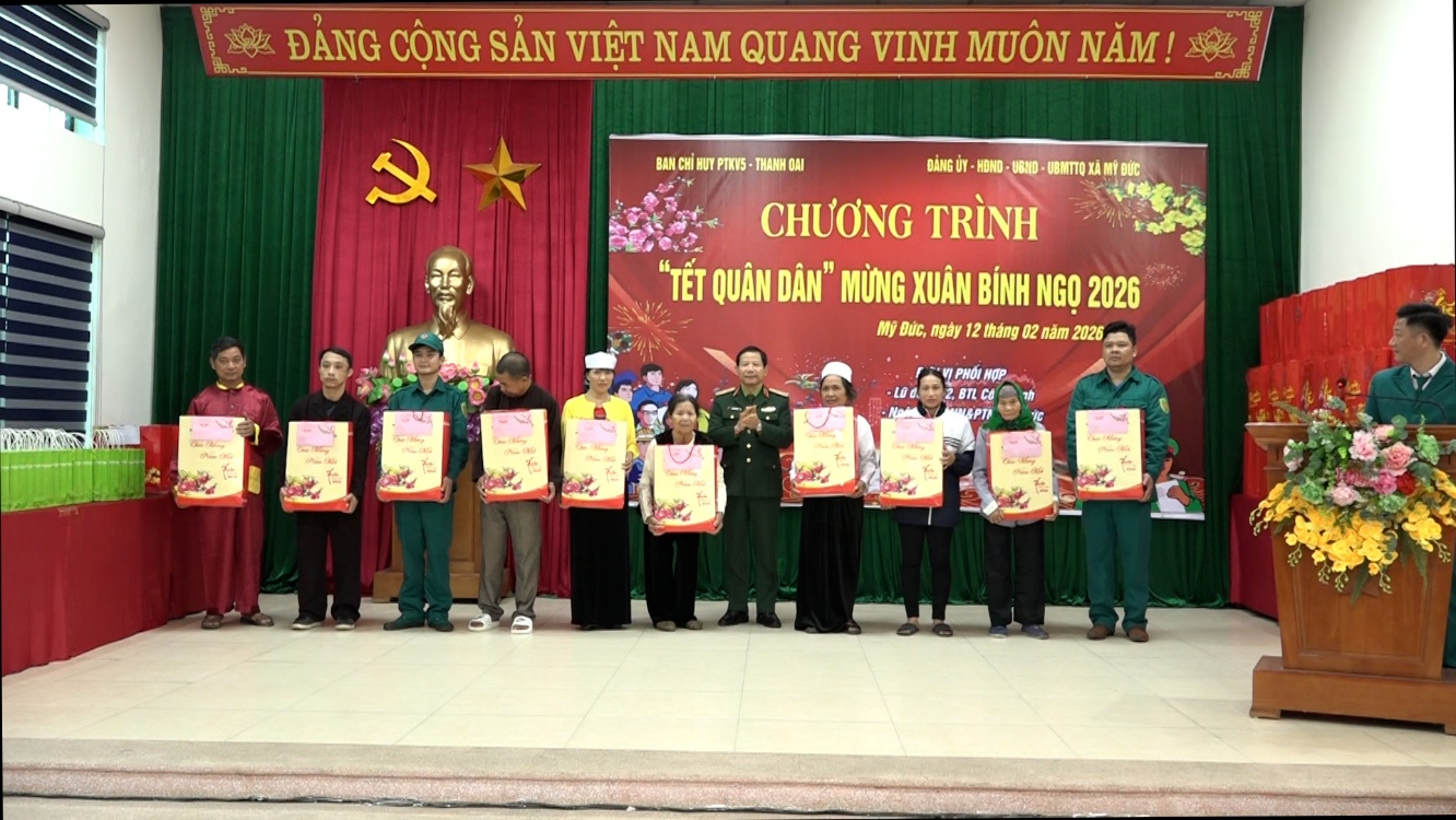 C:\Users\NOVATECHPC\Desktop\BKAVQ 2026\TET QUAN DAN\Sequence 01.00_04_27_22.Still010.jpg