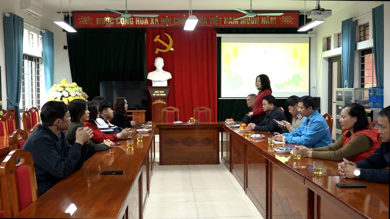 C:\Users\NOVATECHPC\Desktop\BKAVQ 2026\CTD TANG QUA\Sequence 01.00_00_27_01.Still002.jpg