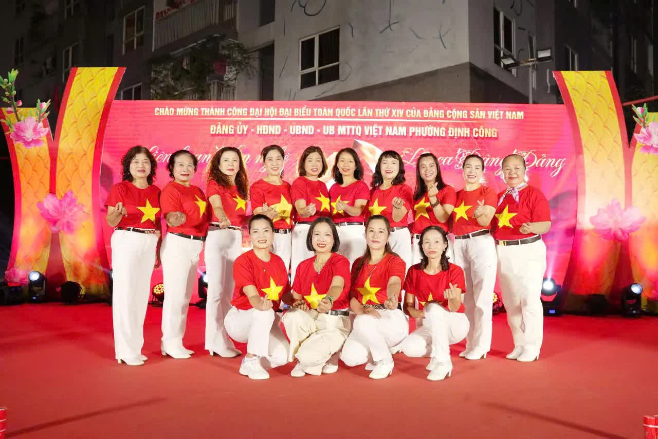 Phường Định Công: Rộn ràng Liên hoan văn nghệ mừng Đảng, mừng Xuân- Ảnh 2.