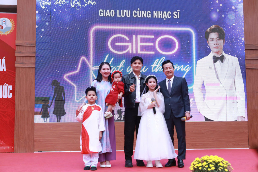 Gieo hạt yêu thương từ âm nhạc- Ảnh 10.