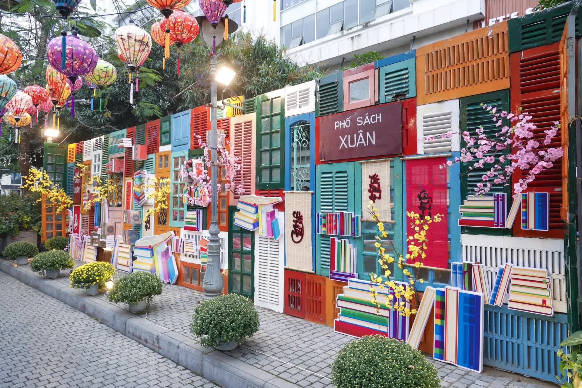 Không khí Tết rộn ràng trên Phố Sách Xuân Bính Ngọ 2026- Ảnh 15.