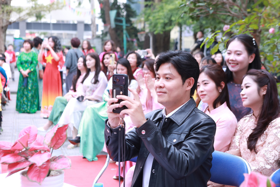 Gieo hạt yêu thương từ âm nhạc- Ảnh 9.