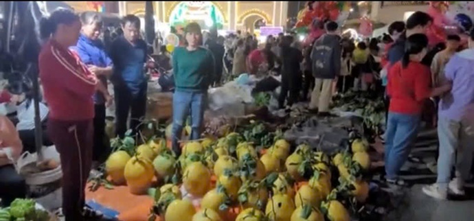 Độc đáo phiên chợ 26 Tết Giang Xá, Hoài Đức- Ảnh 6.