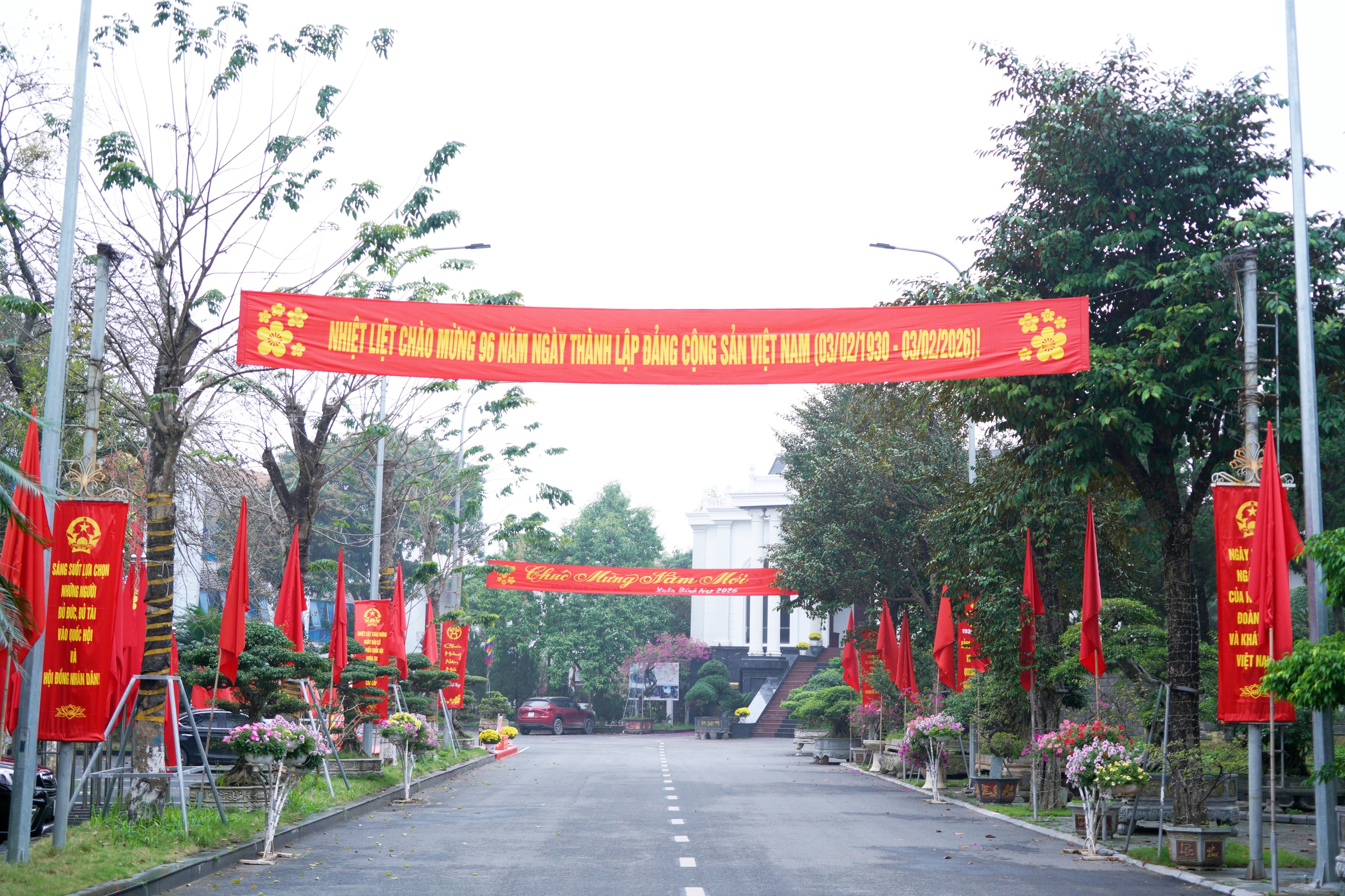 Chương Mỹ rạng rỡ đón chào năm mới - Chào Xuân Bính Ngọ năm 2026- Ảnh 4.