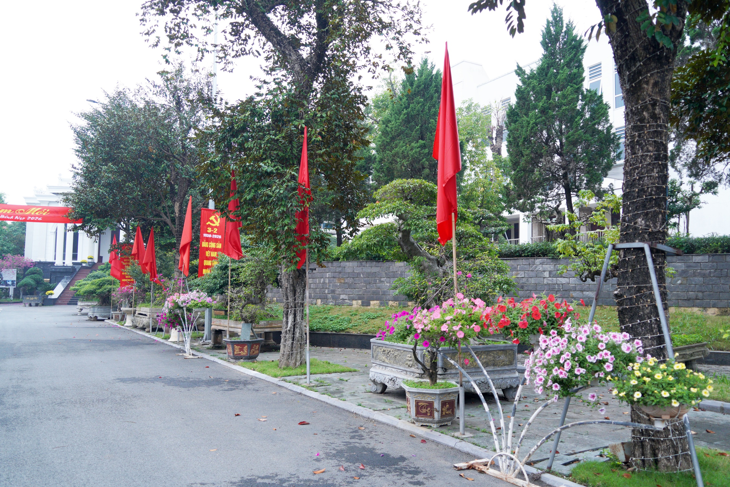 Chương Mỹ rạng rỡ đón chào năm mới - Chào Xuân Bính Ngọ năm 2026- Ảnh 6.