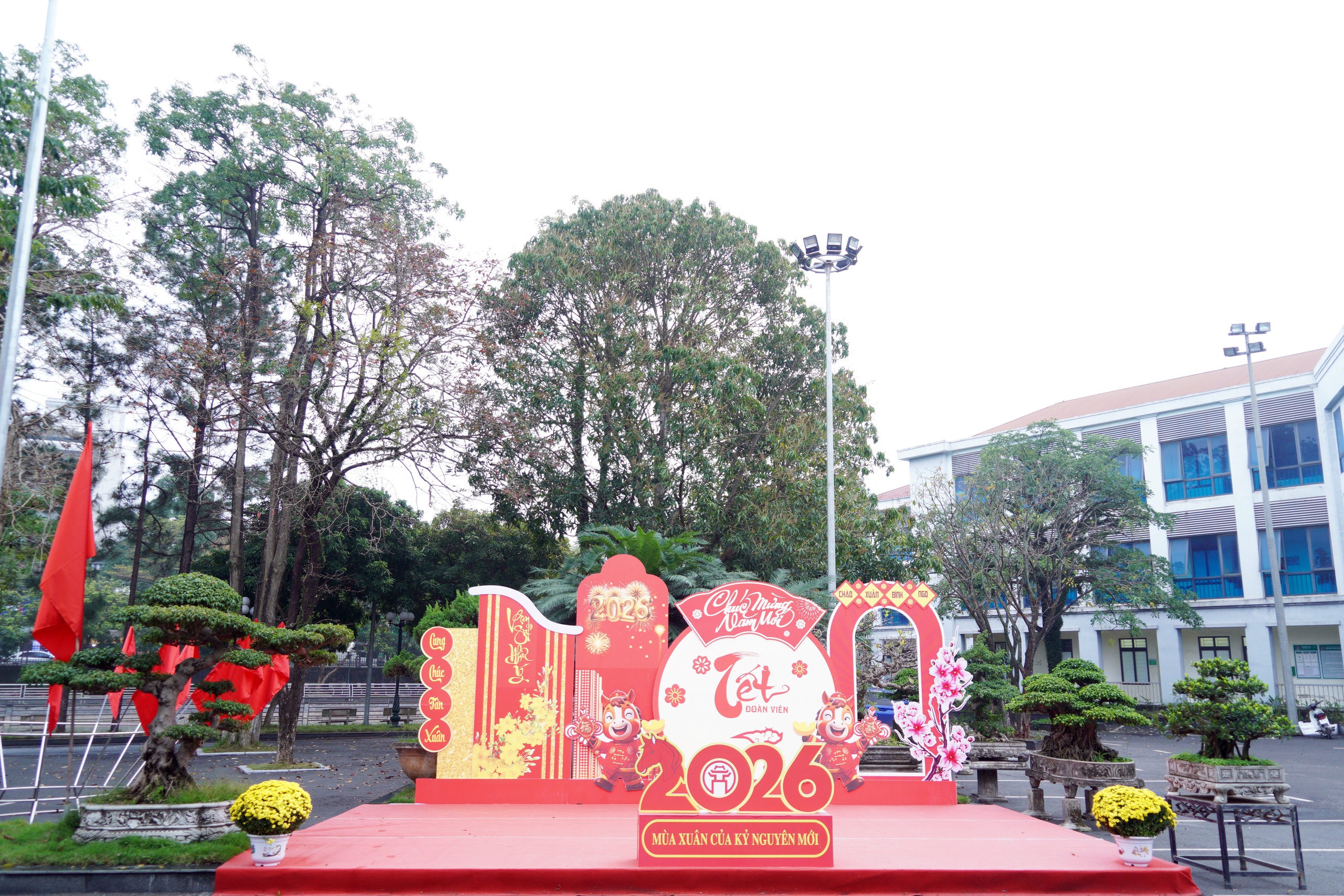 Chương Mỹ rạng rỡ đón chào năm mới - Chào Xuân Bính Ngọ năm 2026- Ảnh 7.