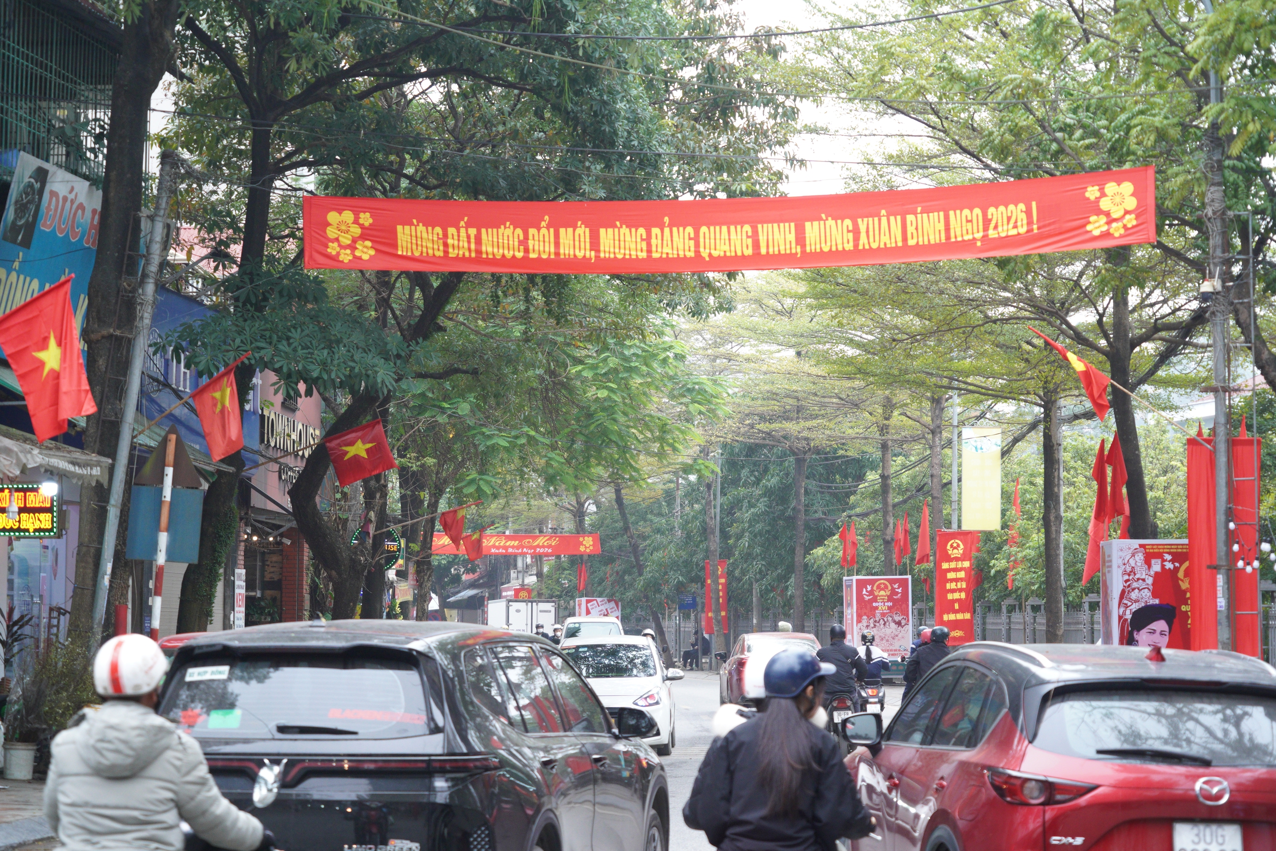 Chương Mỹ rạng rỡ đón chào năm mới - Chào Xuân Bính Ngọ năm 2026- Ảnh 17.