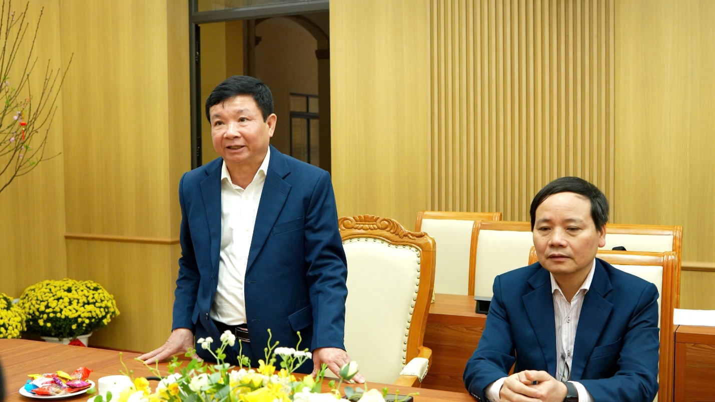 Đoàn công tác của Đảng uỷ - HĐND - UBND - UB MTTQ xã Hoài Đức thăm, chúc Tết và tặng quà xã Vạn Xuân, tỉnh Phú Thọ- Ảnh 2.