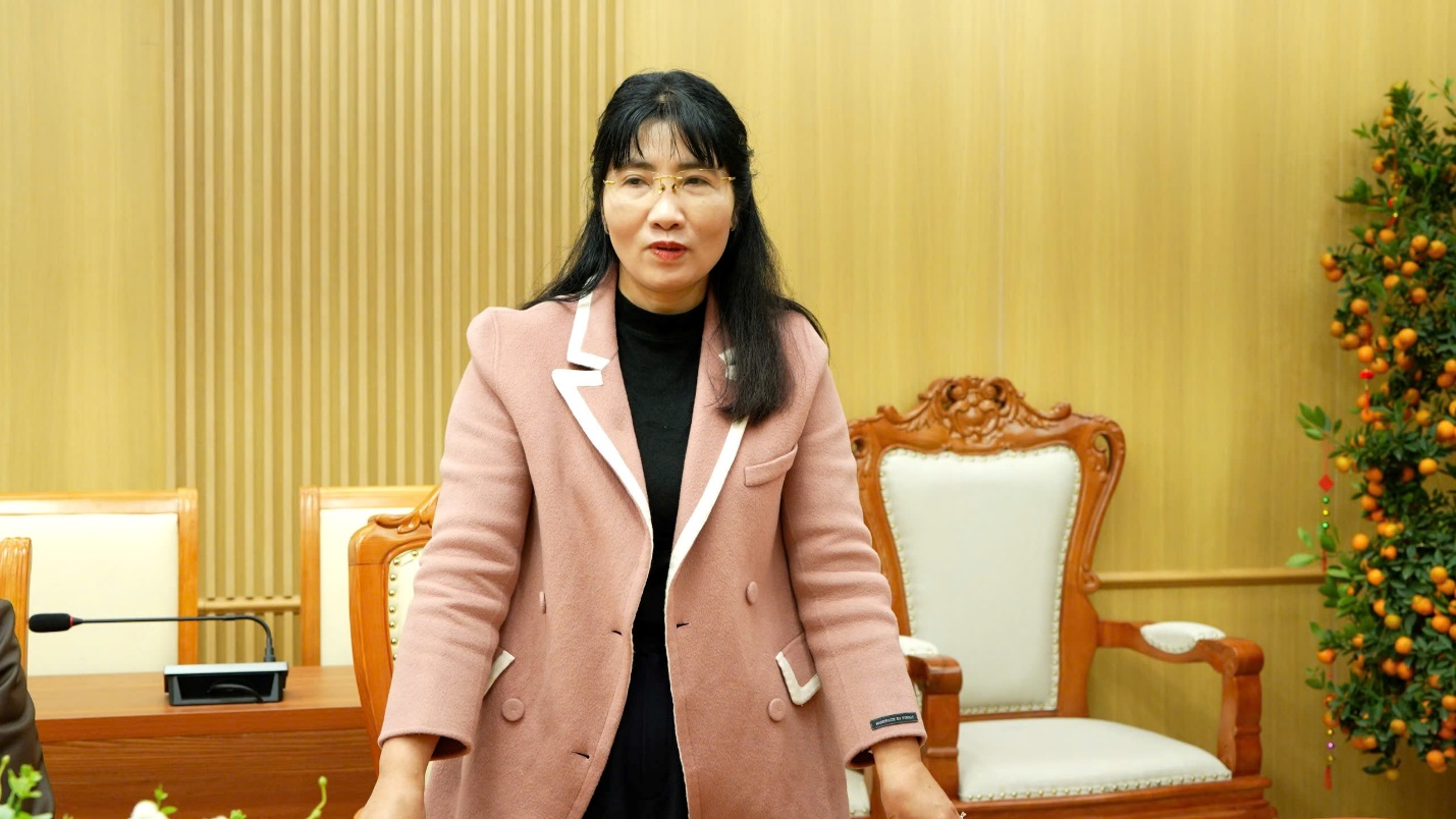 Đoàn công tác của Đảng uỷ - HĐND - UBND - UB MTTQ xã Hoài Đức thăm, chúc Tết và tặng quà xã Vạn Xuân, tỉnh Phú Thọ- Ảnh 4.