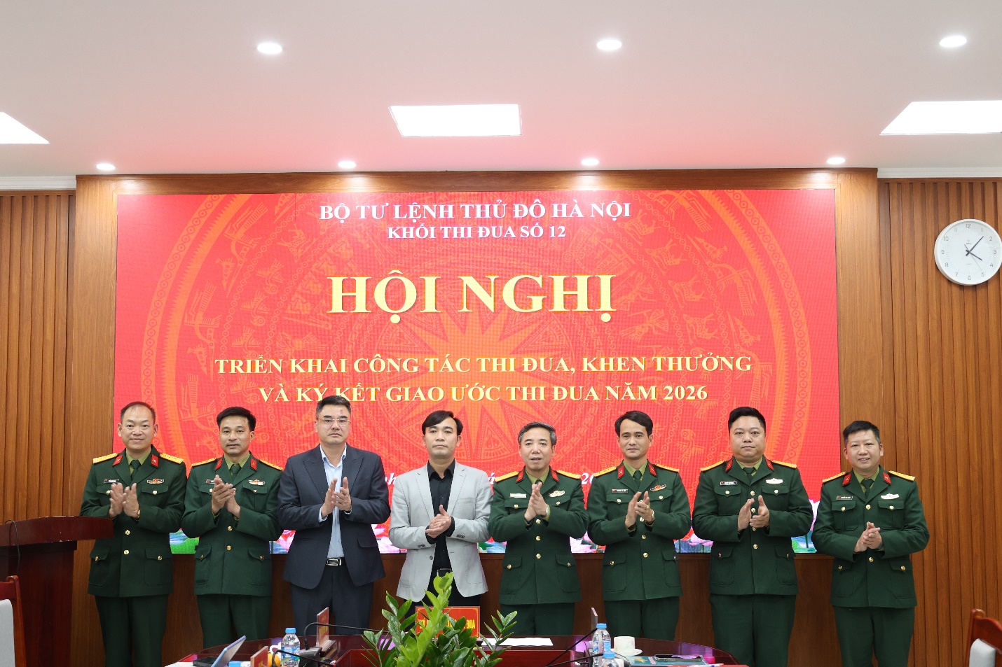 Khối thi đua số 12 Bộ Tư lệnh Thủ đô Hà Nội ký giao ước thi đua- Ảnh 4.